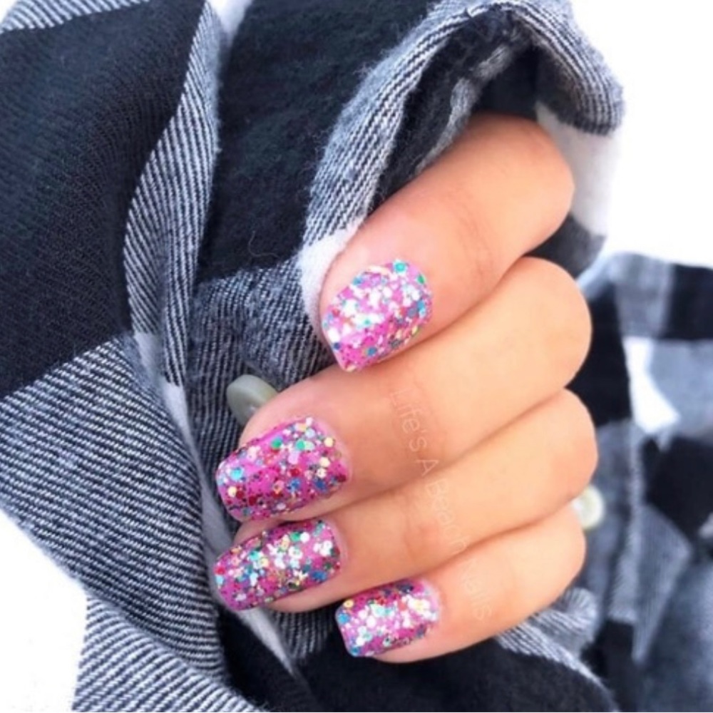 NWT - Dansk All Night Colorstreet Nail set - mani or pedi